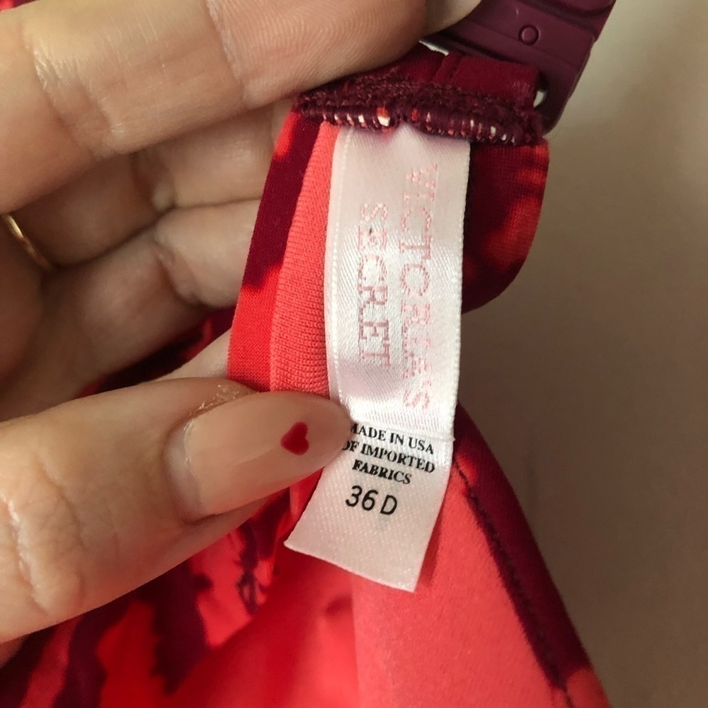 Victoria's Secret Vintage Y2K Underwire Red Pink Tie Dye Bikini Top 36D - Picture 3 of 5